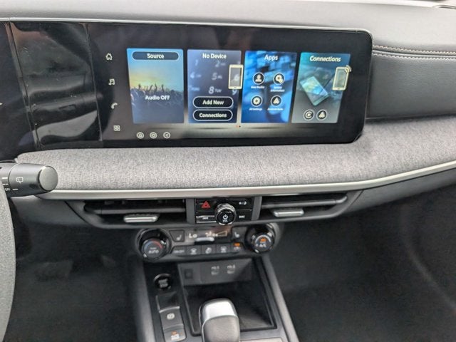 2027 Nissan Kicks SV