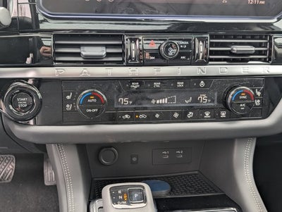 2026 Nissan Pathfinder Platinum