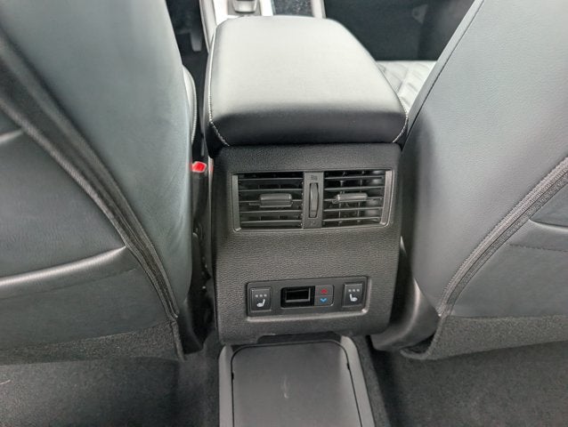 2026 Nissan Rogue Plug-In Hybrid Platinum