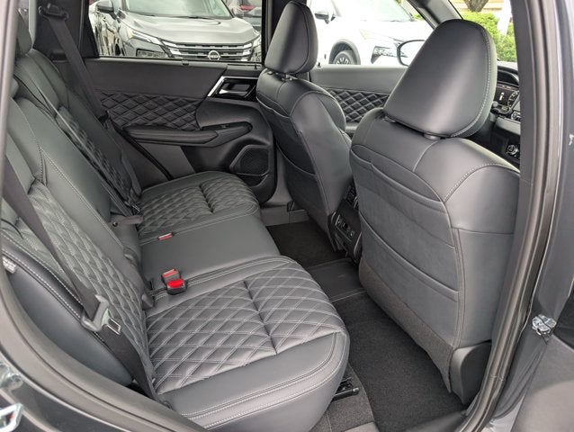 2026 Nissan Rogue Plug-In Hybrid Platinum