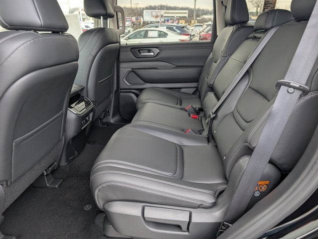 2026 Nissan Armada SV