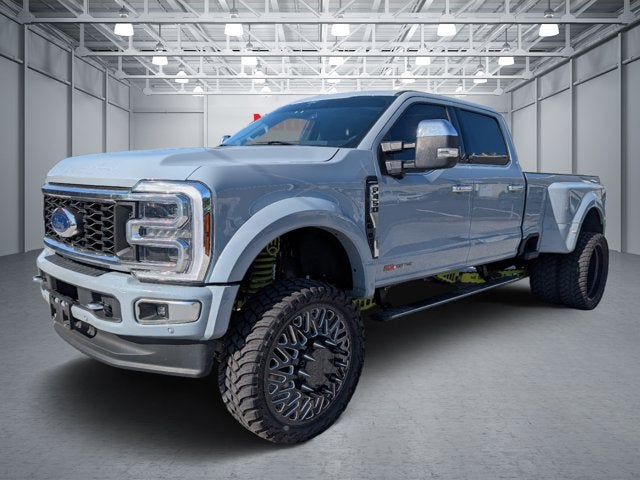 2024 Ford Super Duty F-450 Pickup Limited