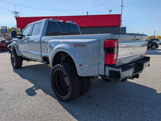 2024 Ford Super Duty F-450 Pickup Limited