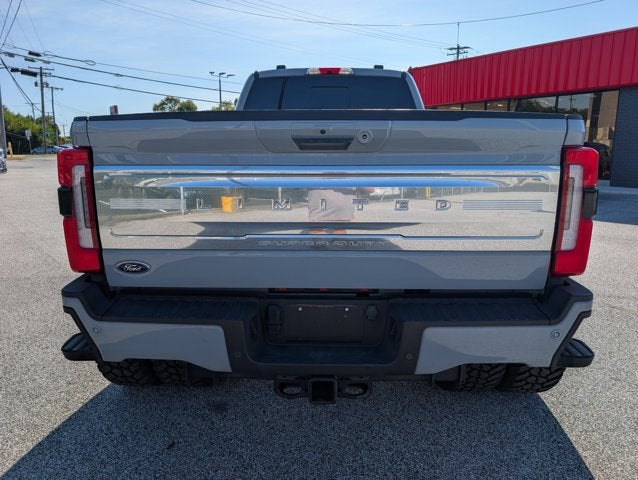 2024 Ford Super Duty F-450 Pickup Limited