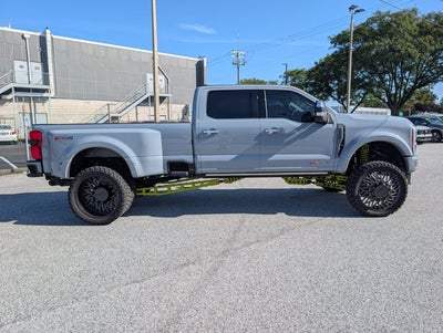2024 Ford Super Duty F-450 Pickup Limited
