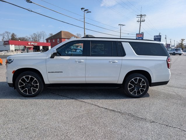 2023 Chevrolet Suburban RST