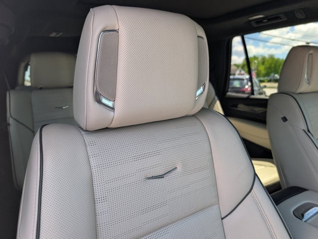 2022 Cadillac Escalade Sport