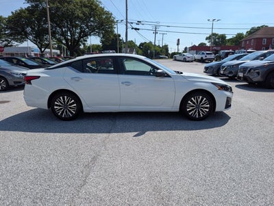 2025 Nissan Altima SV