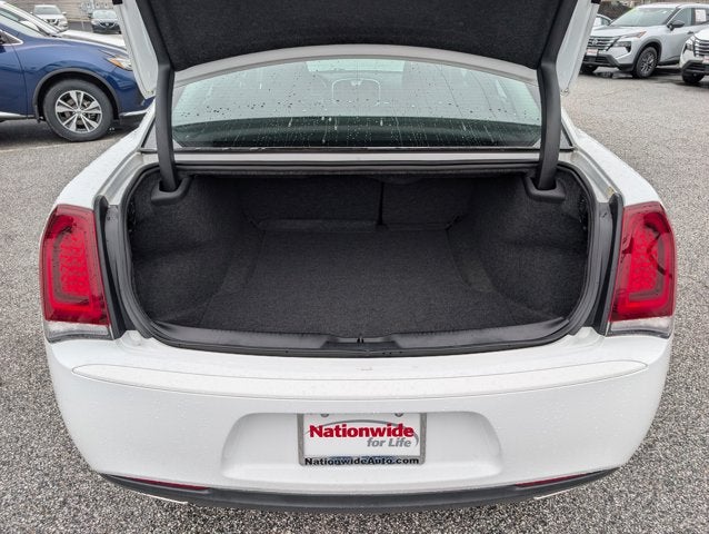 2022 Chrysler 300 Touring