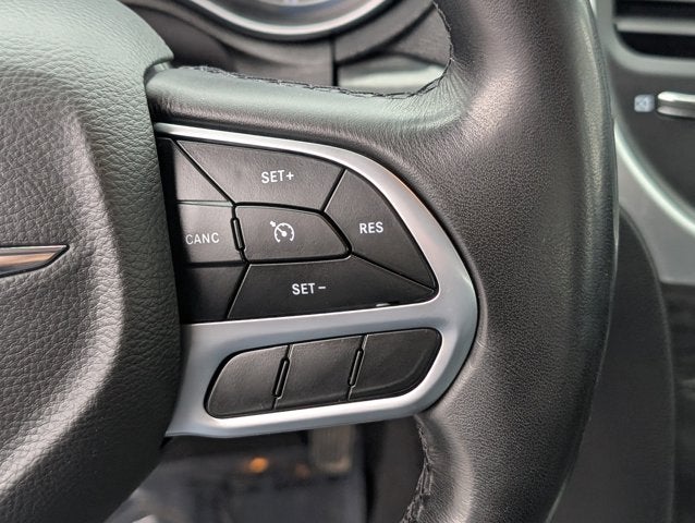 2022 Chrysler 300 Touring