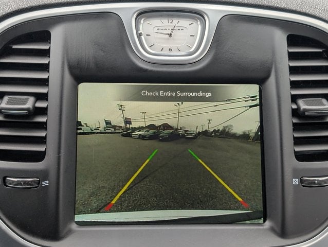 2022 Chrysler 300 Touring