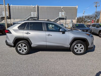 2019 Toyota RAV4 LE