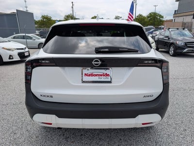 2025 Nissan Kicks SV