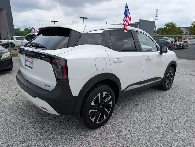 2025 Nissan Kicks SV