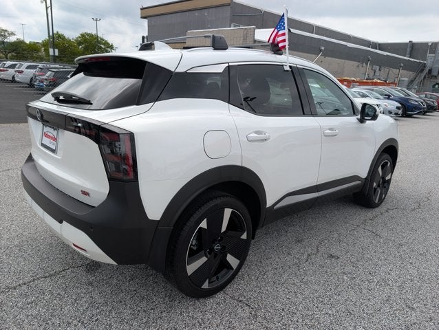2025 Nissan Kicks SR