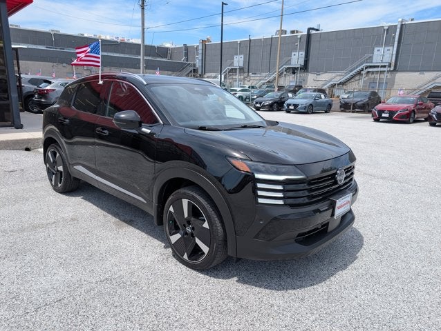2025 Nissan Kicks SR