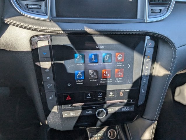 2024 INFINITI QX50 LUXE