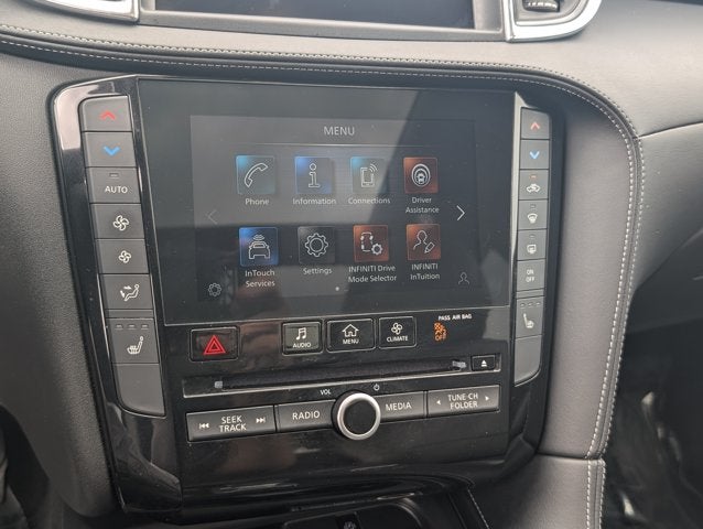 2024 INFINITI QX50 LUXE