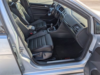 2017 Volkswagen Golf GTI SE