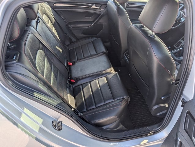 2017 Volkswagen Golf GTI SE