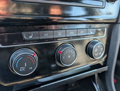 2017 Volkswagen Golf GTI SE