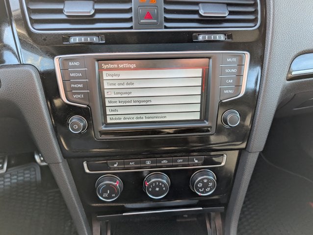 2017 Volkswagen Golf GTI SE