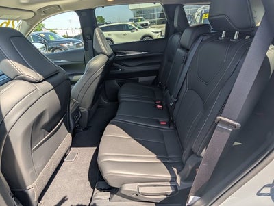 2026 INFINITI QX60 LUXE