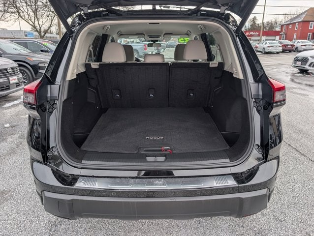 2025 Nissan Rogue SV