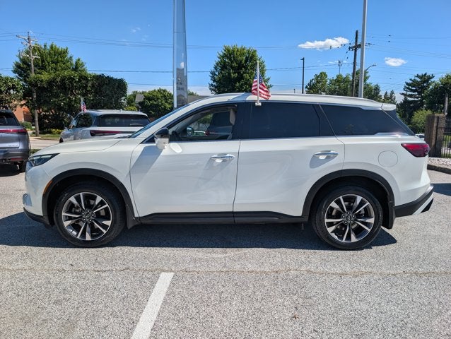2023 INFINITI QX60 LUXE