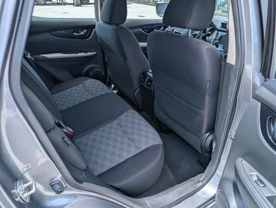 2022 Nissan Rogue Sport SV