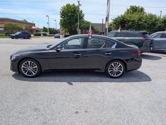 2023 INFINITI Q50 LUXE