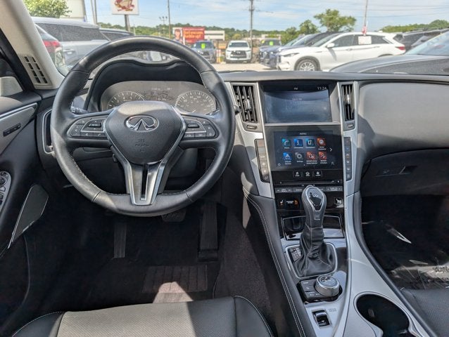 2023 INFINITI Q50 LUXE