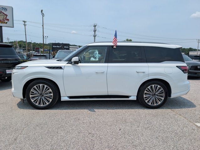 2026 INFINITI QX80 LUXE