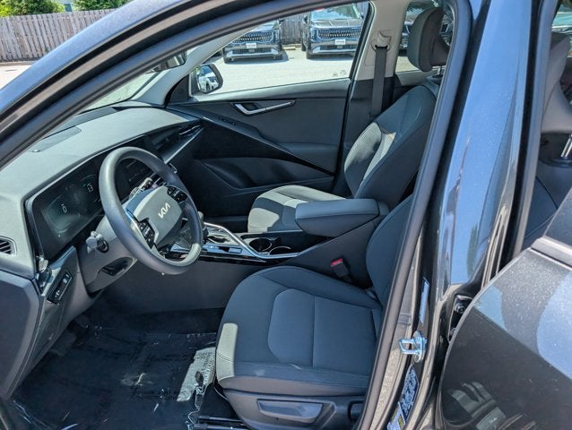 2025 Kia Niro LX
