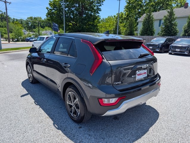 2025 Kia Niro LX