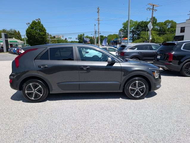 2025 Kia Niro LX