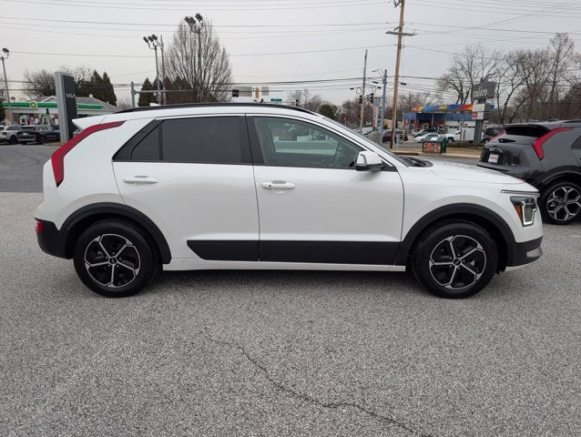 2024 Kia Niro EX