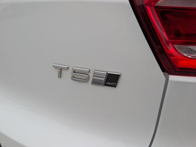 2019 Volvo XC40 Inscription